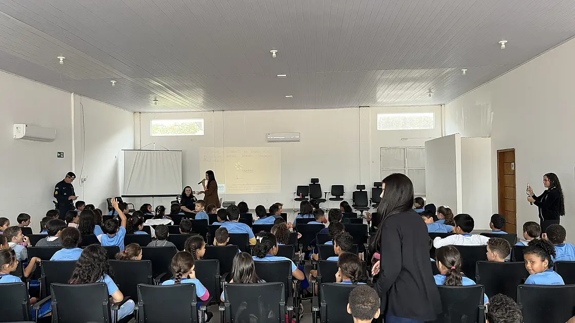 Projeto PM Amiga da Criança reforça combate à violência infantil com palestras e orientações em Cujubim